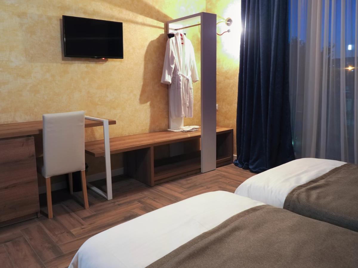Hotel Banihills Tbilisi ภายนอก รูปภาพ