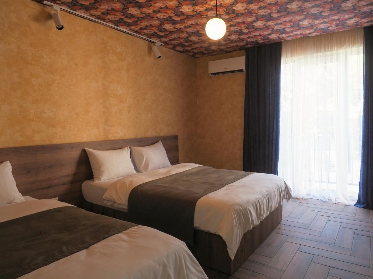 Hotel Banihills Tbilisi ภายนอก รูปภาพ