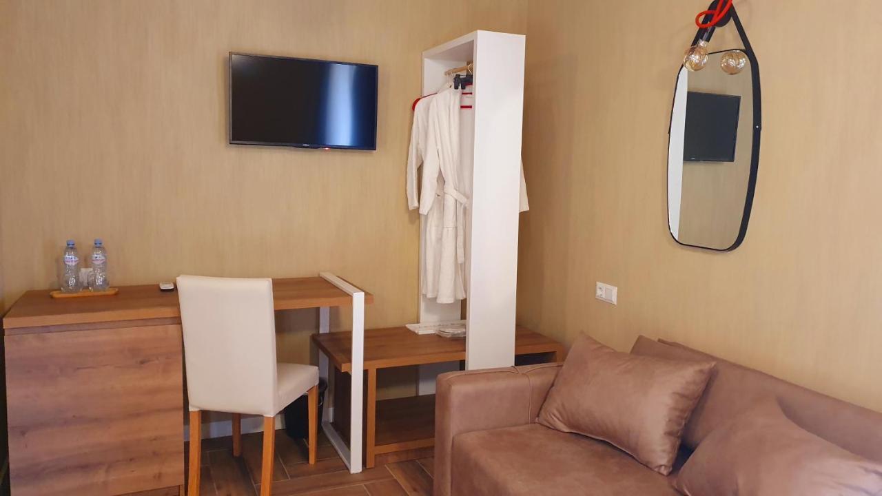 Hotel Banihills Tbilisi ภายนอก รูปภาพ