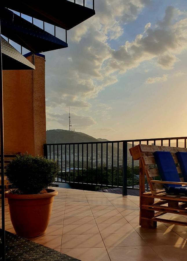 Hotel Banihills Tbilisi ภายนอก รูปภาพ